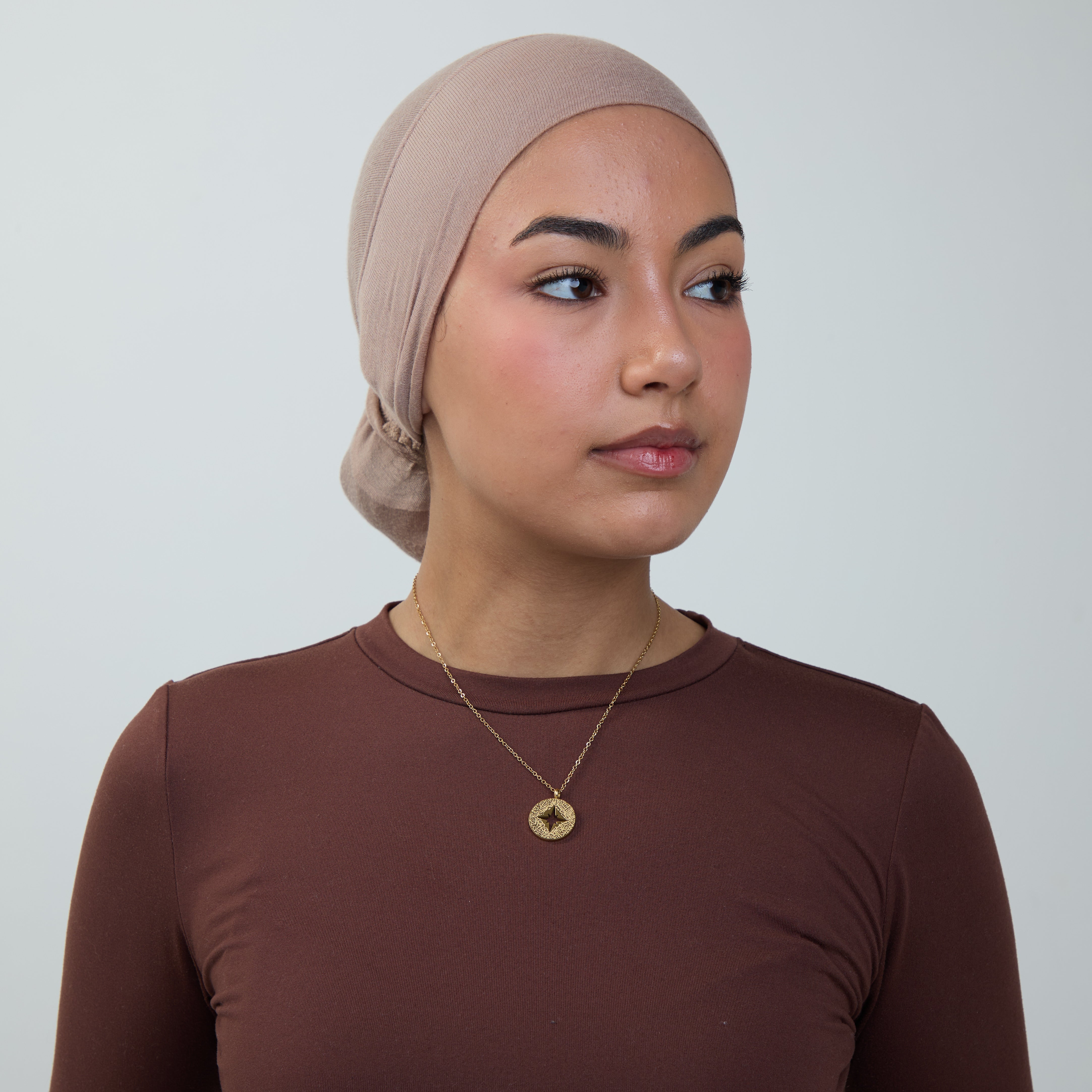"Neighbours in jannah" Best Friend Necklace Set